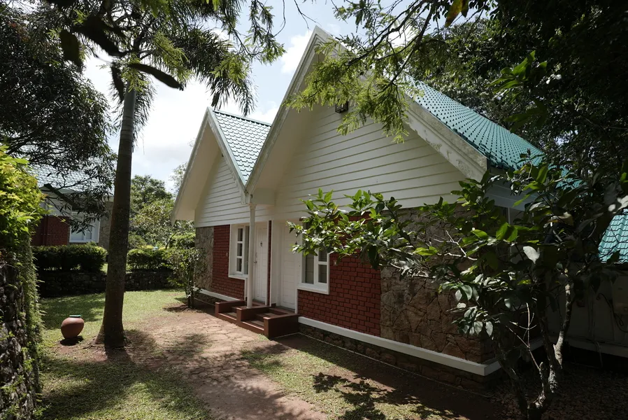 Colonial Cottages